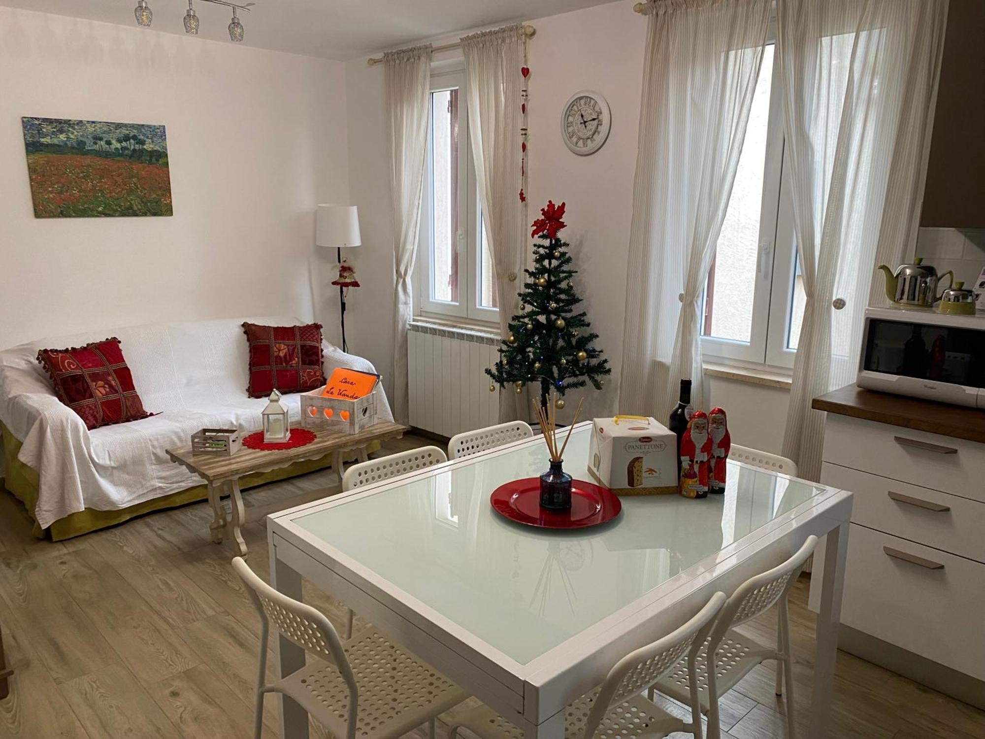 Casa La Wanda - Camaiore Toscana - 2 Bedroom & Terrace المظهر الخارجي الصورة